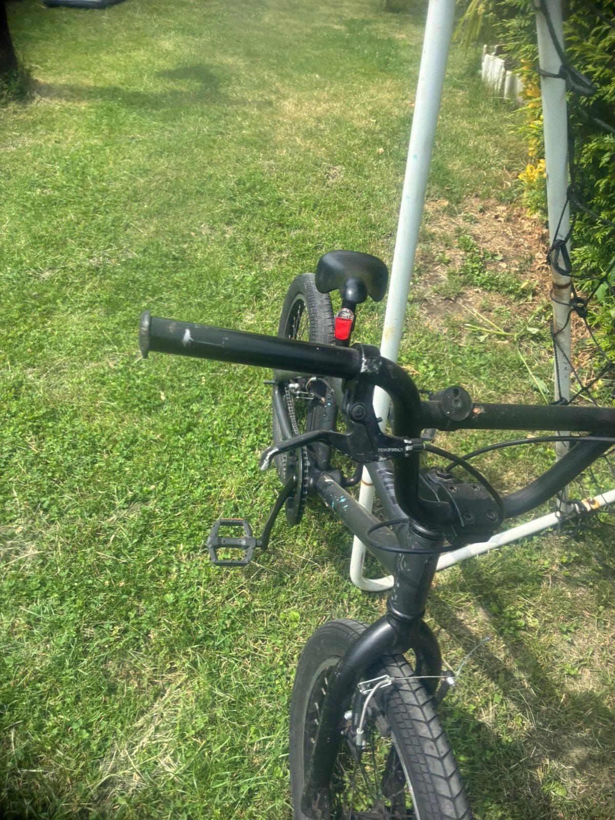 BMx, Enlèvement, Comme neuf