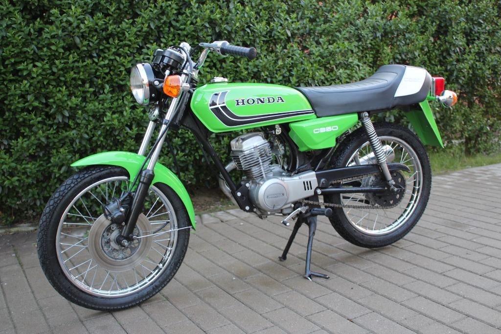 Honda CB50, Autres marques, 4 vitesses, Classe B (45 km/h), Enlèvement