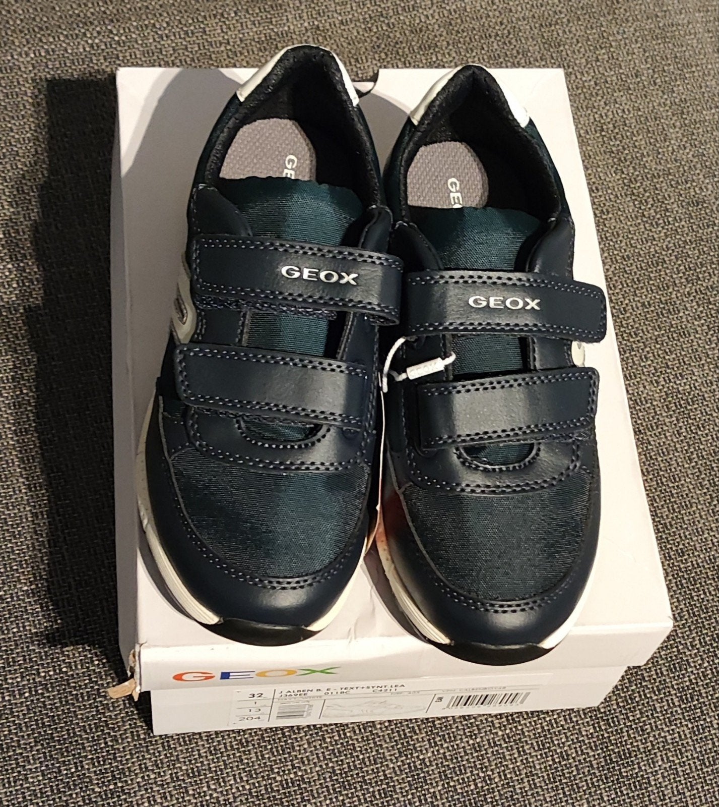Geox J Alben B. E. jongen — maat 32 — NIEUW, Kinderen en Baby's, Schoenen, Nieuw, Ophalen of Verzenden, Jongen