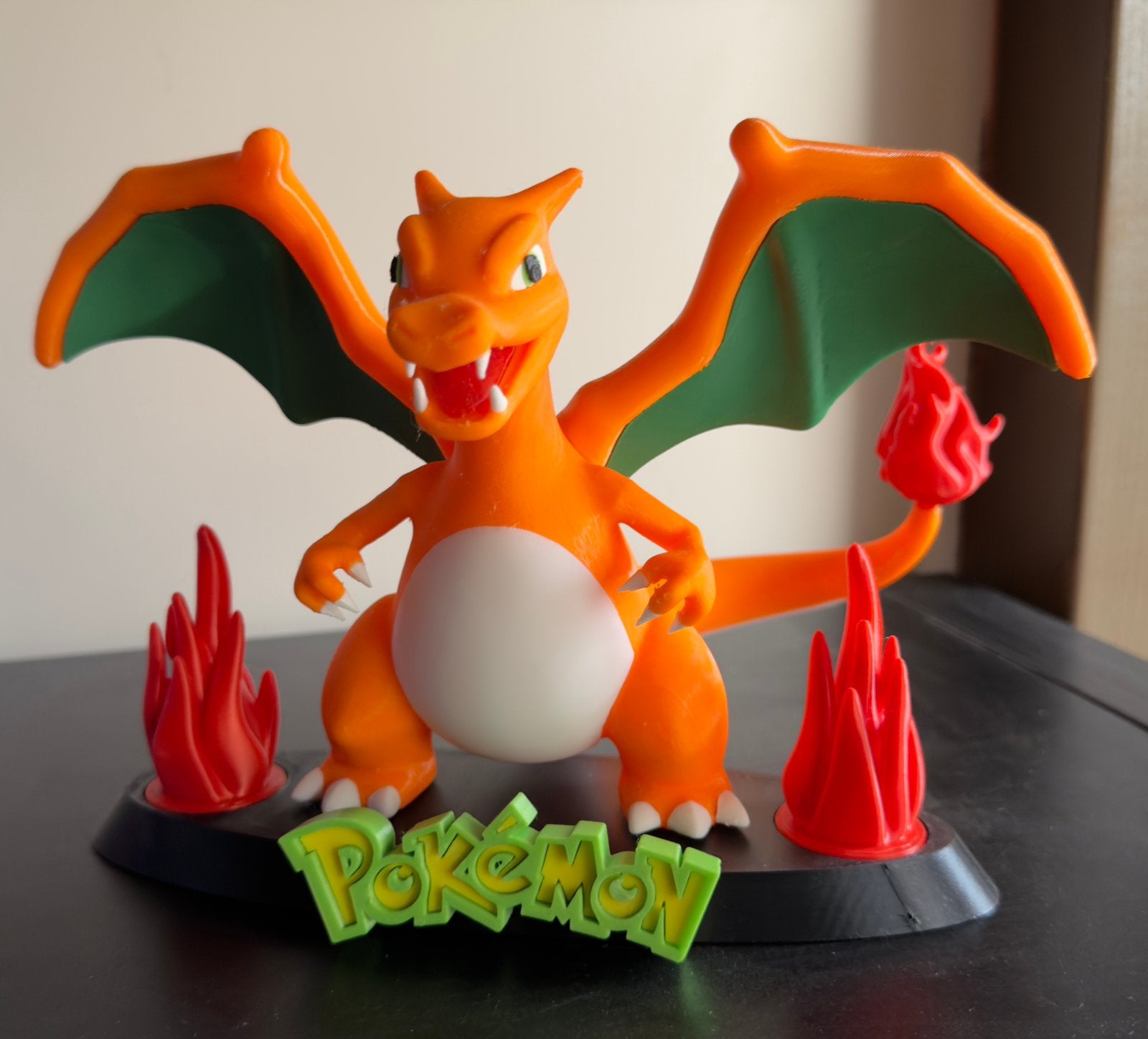 pokemoon charizard action figure, Ophalen of Verzenden, Zo goed als nieuw