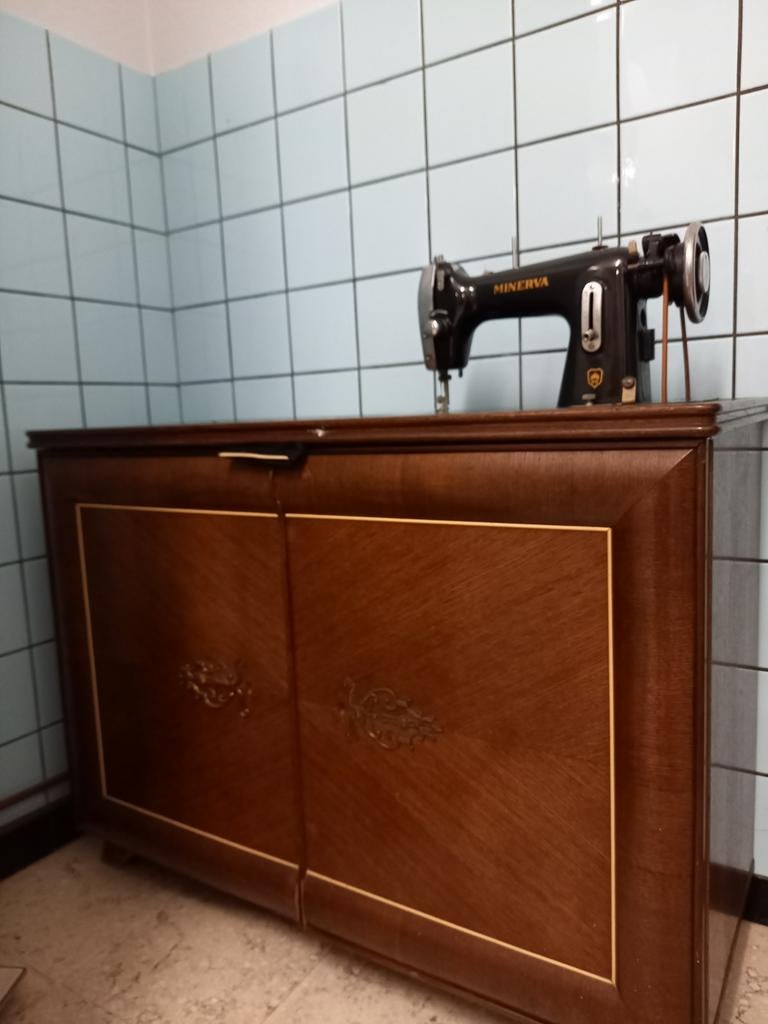 Machine à coudre, Enlèvement
