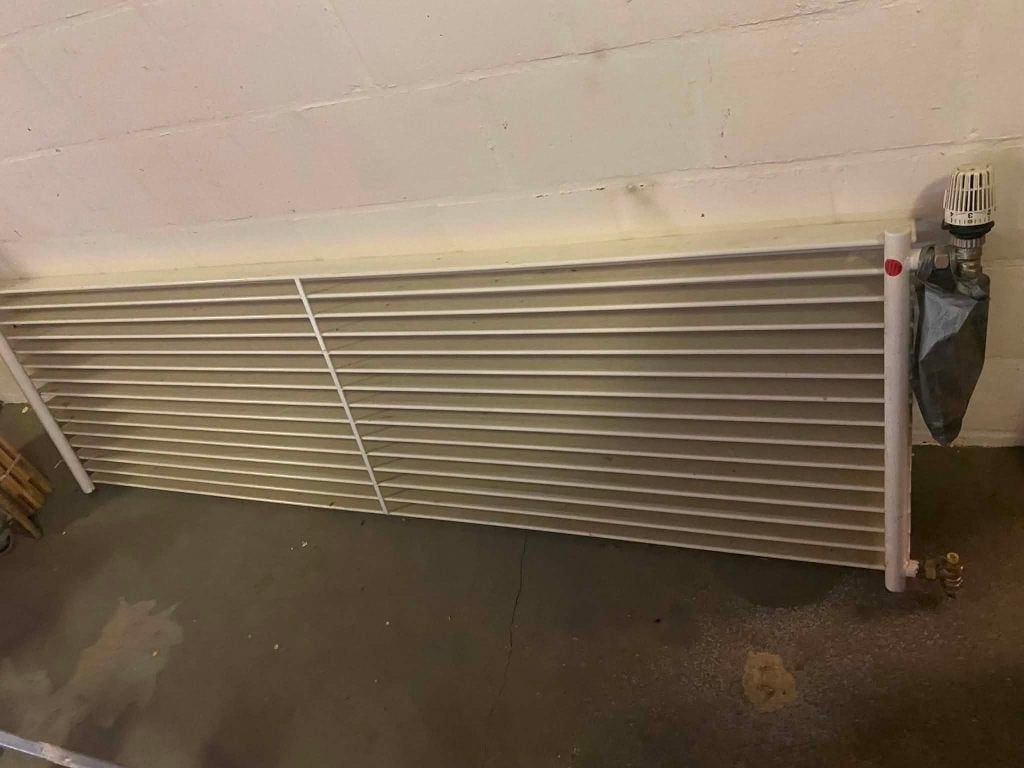 radiator, Doe-het-zelf en Bouw, Verwarming en Radiatoren, Ophalen, Radiator, Zo goed als nieuw, 60 tot 150 cm