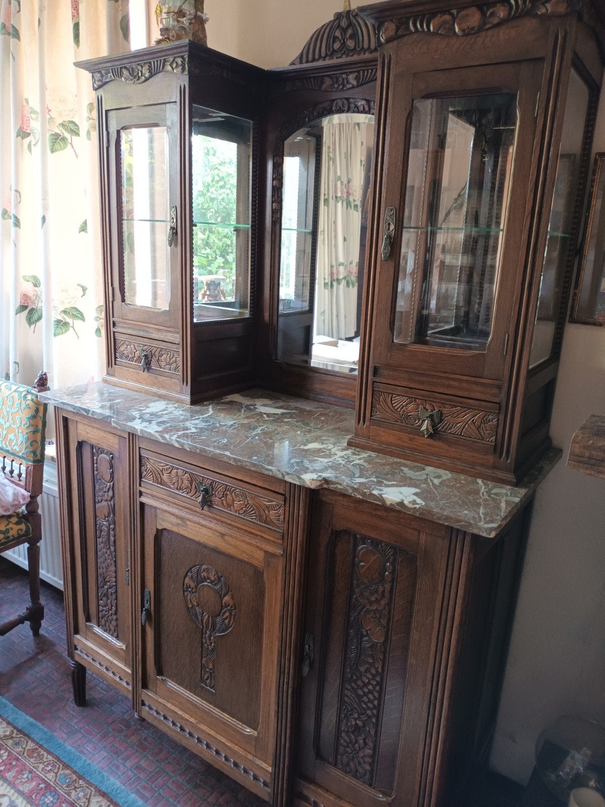 Art nouveau kast, Enlèvement