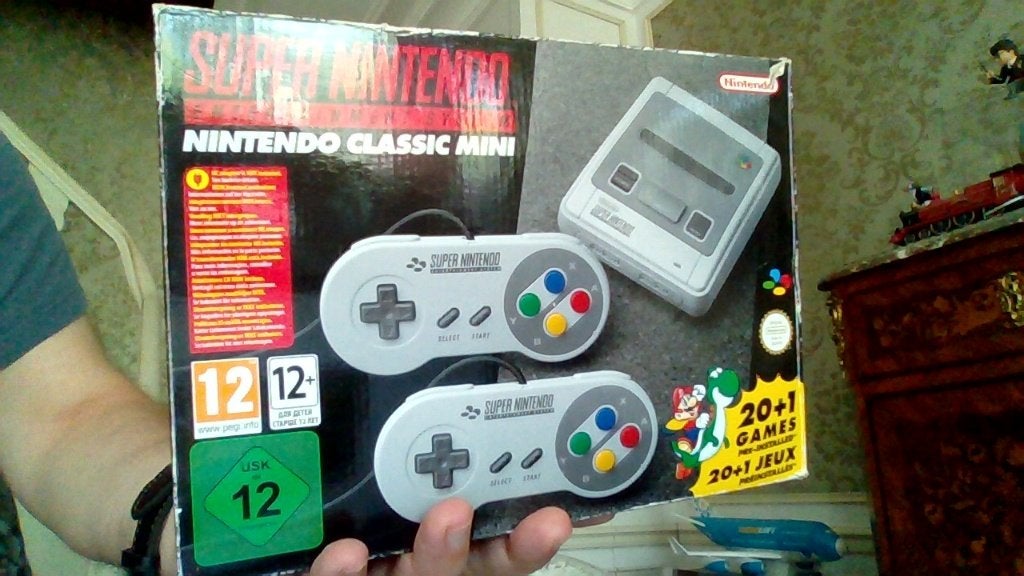 Mini console super nintendo avec 21 jeux pré-installés, Antiquités & Art, Antiquités | Jouets, Enlèvement