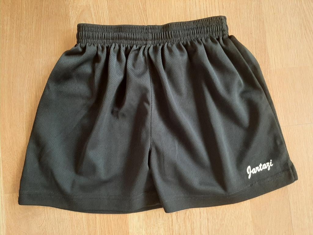 zwarte voetbalshort van het merk Jartazi, Kinderen en Baby's, Kinderkleding | Maat 128, Gebruikt, Jongen, Sport- of Zwemkleding
