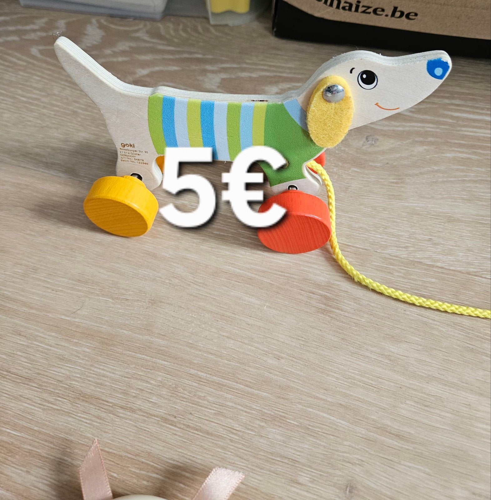 chien en bois a tiré, Enlèvement ou Envoi
