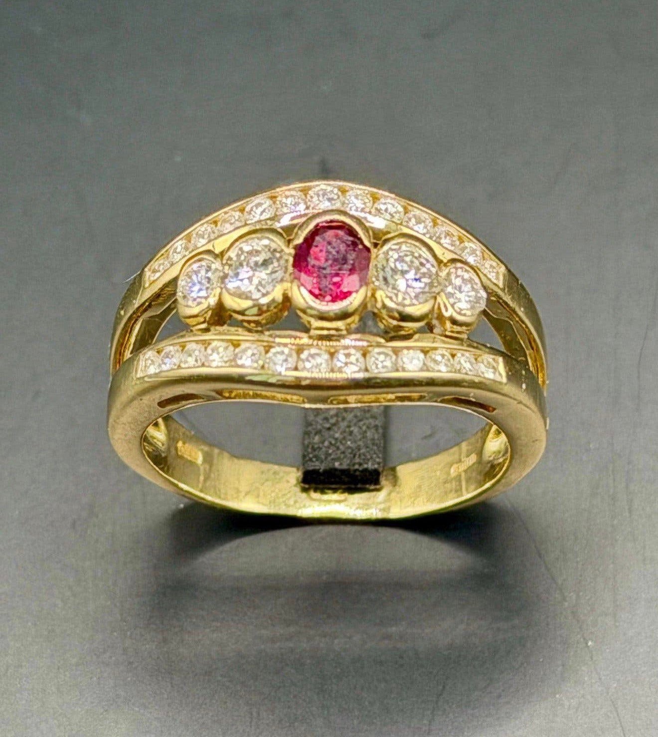 18K gouden ring met natuurlijke diamant en robijn- 17,5mm, Geel, Ophalen of Verzenden, 17 tot 18, Met edelsteen