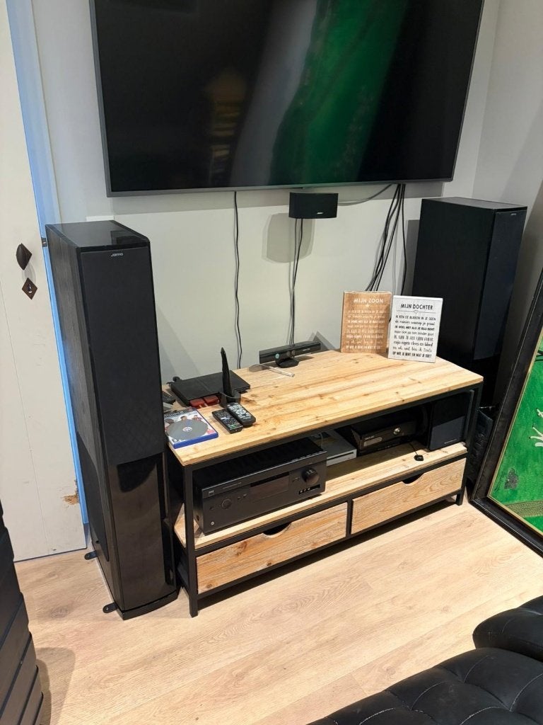 Amplificateur Surround  NAD T705 et 4 boîtiers Jamo S608, TV, Hi-fi & Vidéo, Enlèvement ou Envoi, Comme neuf