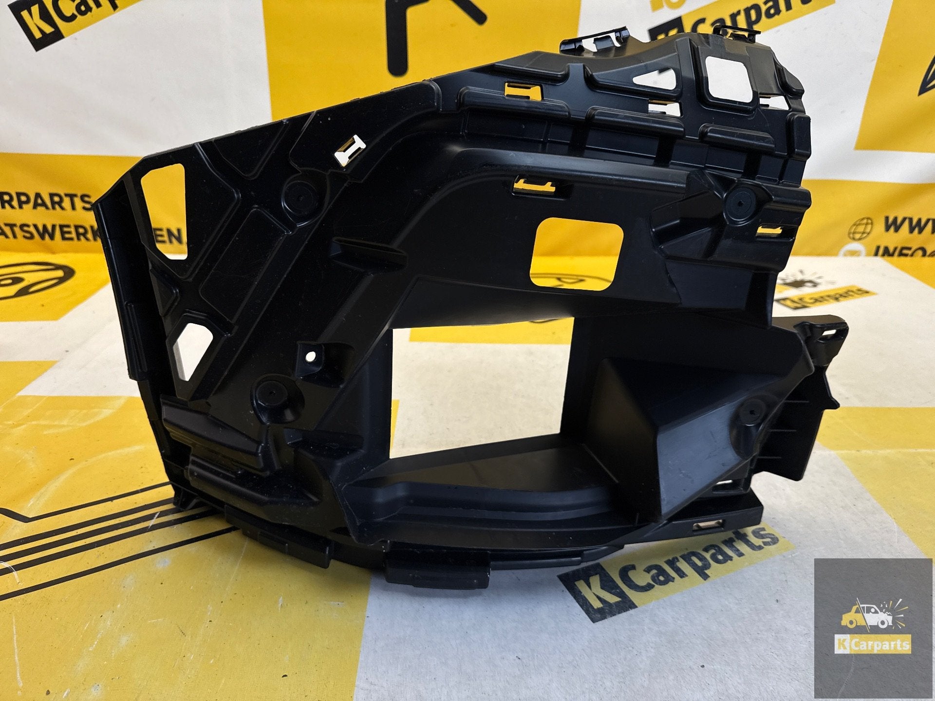 Golf 8 Bumperhouder Rechts 5H0807724M bumper Steun, Gebruikt, Volkswagen, Volkswagen AG, Vw@volkswagen.de