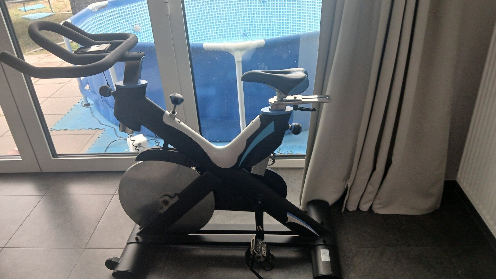 sport fiets blauw, Ophalen