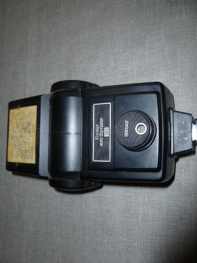 Vivitar auto Thyristor 283, Enlèvement ou Envoi, Utilisé, Autres marques