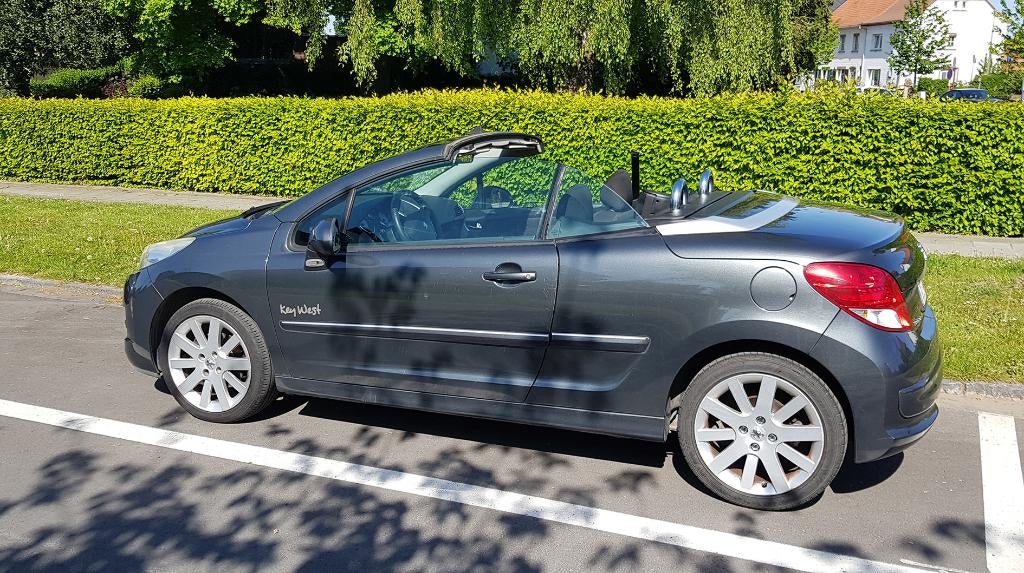 Peugeot 207 CC Key West 1,6 2010 - 109600 km, Autos, Achat, Cabriolet, Boîte manuelle, Système audio
