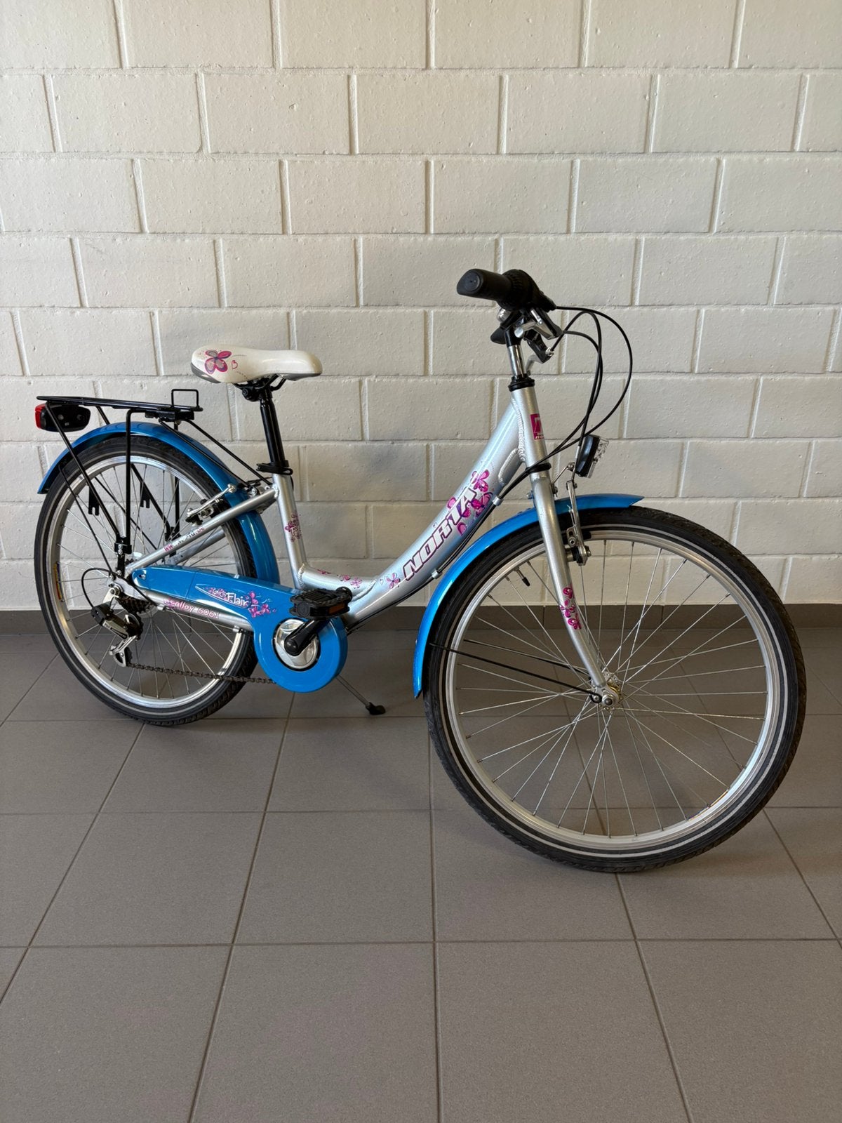 Meisjesfiets Norta 24inch, Ophalen, Zo goed als nieuw