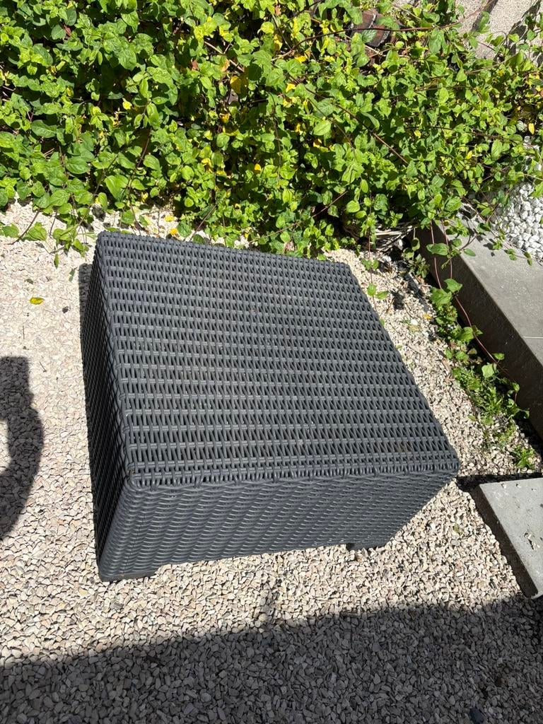 Table de jardin Allibert en osier, Enlèvement, Comme neuf
