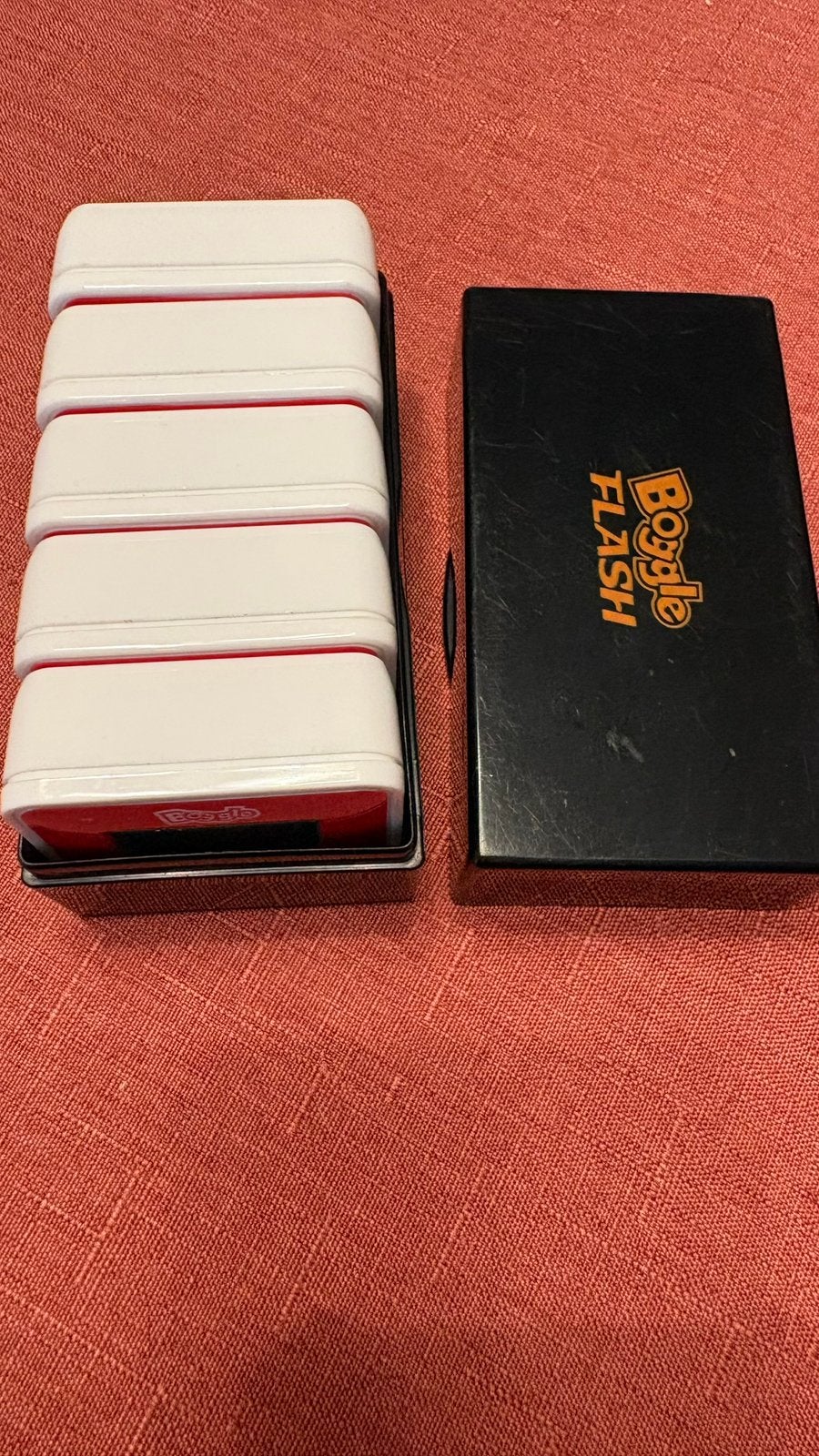 Hasbro Boggle Flash. Fonctionne avec des piles., 1 ou 2 joueurs, Enlèvement, Utilisé