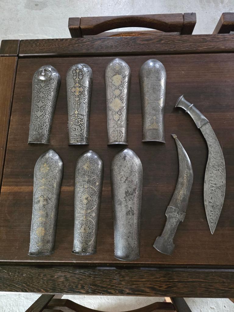Indo perzische antiek armpantser goud inleg, Ophalen, Overige soorten, Zwaard of Sabel