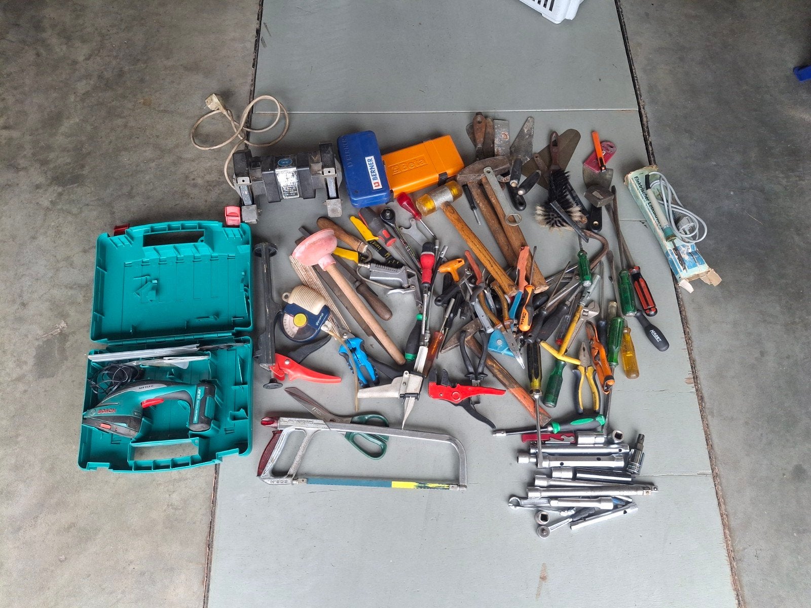 De nombreux outils peuvent être vendus à bas prix, Bricolage & Construction, Enlèvement