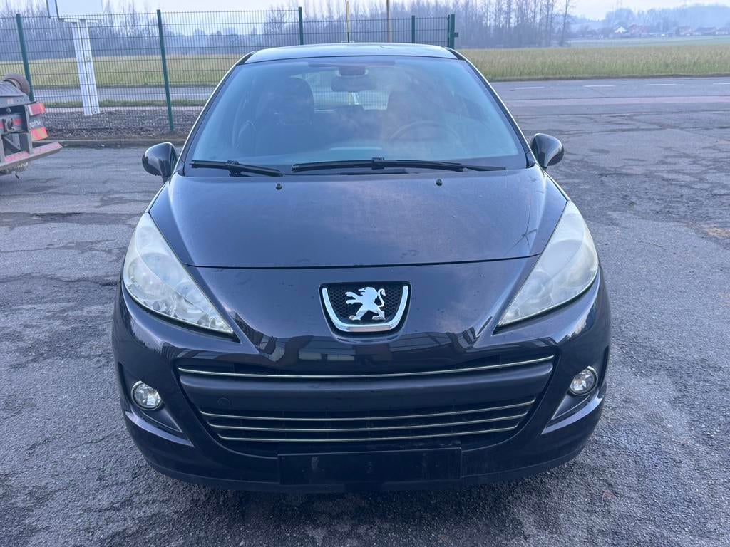 Peugeot 207 1.4 essonce Airco lez ok, Auto's, 4 deurs, Elektrische ramen, Bedrijf, 1368 cc