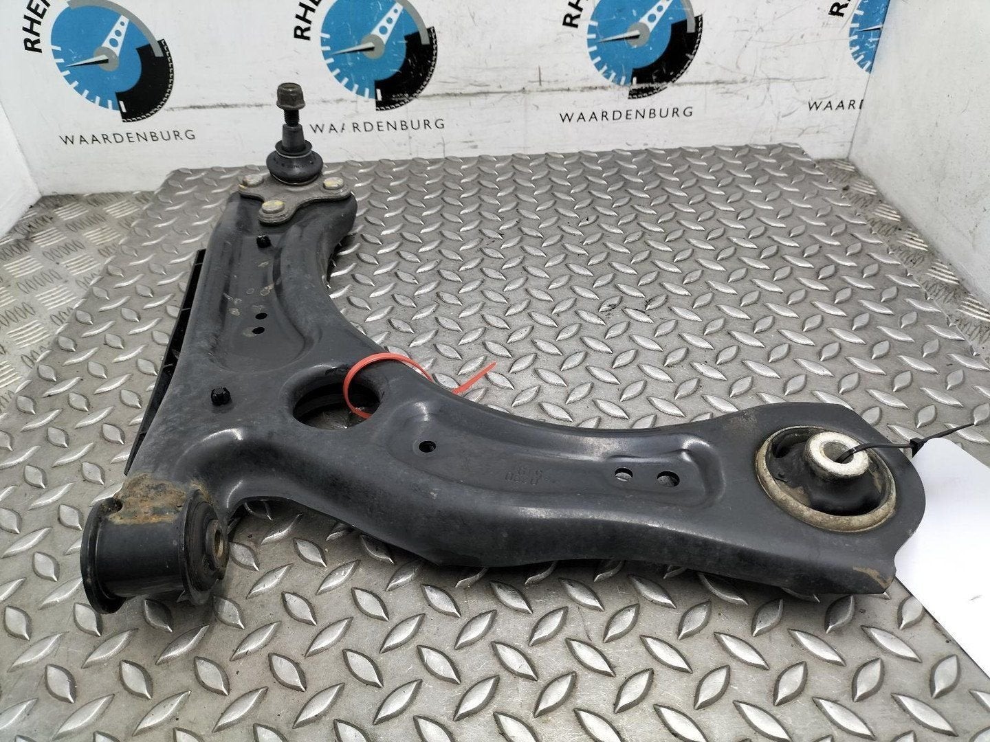 VOLKSWAGEN POLO AW1 1.0  MPI Comfortline  DRAAGARM ONDER RV, Auto-onderdelen, Ophalen of Verzenden, Gebruikt, ARN erkend