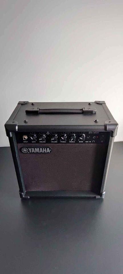 YAMAHA GA15II gitaarversterker, Ophalen, Overige systemen, Yamaha, Zo goed als nieuw