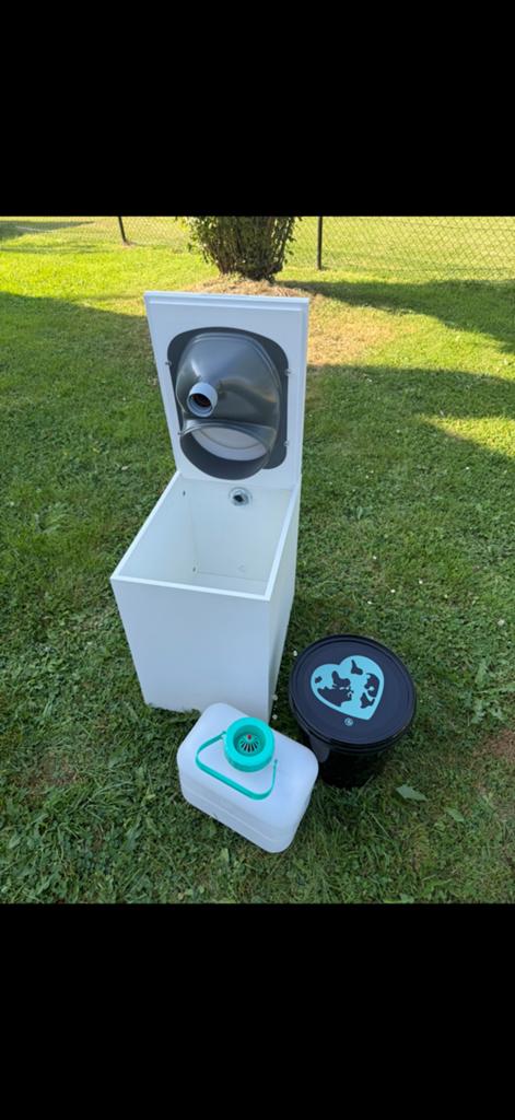 Toilettes sèches TROBOLO quasi neuves – idéales van aménagé, Particulier