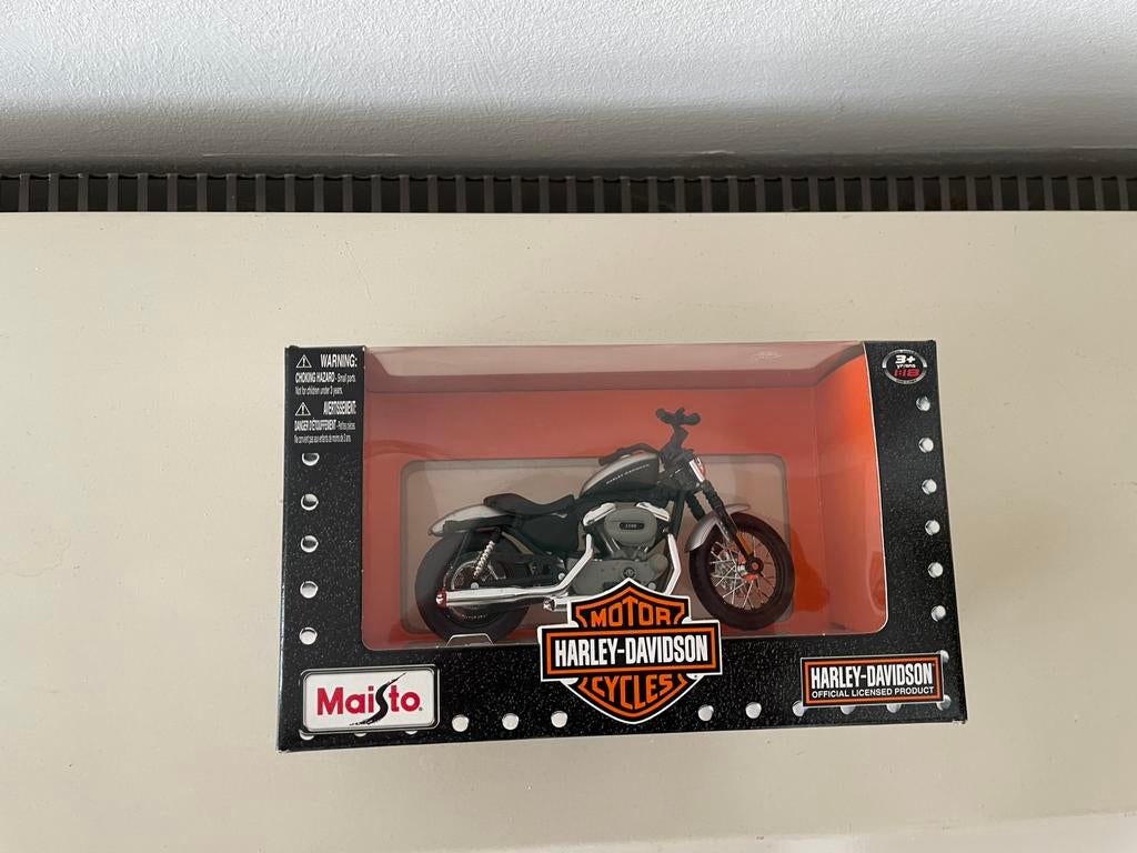 Harley-Davidson miniatuur ganse verzameling, Ophalen
