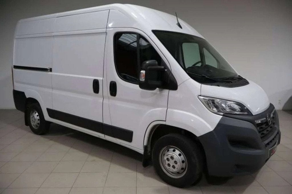 Opel Movano 2.2 Turbo D L2 (bj 2022), Auto's, Stof, Gebruikt, Zwart, Wit