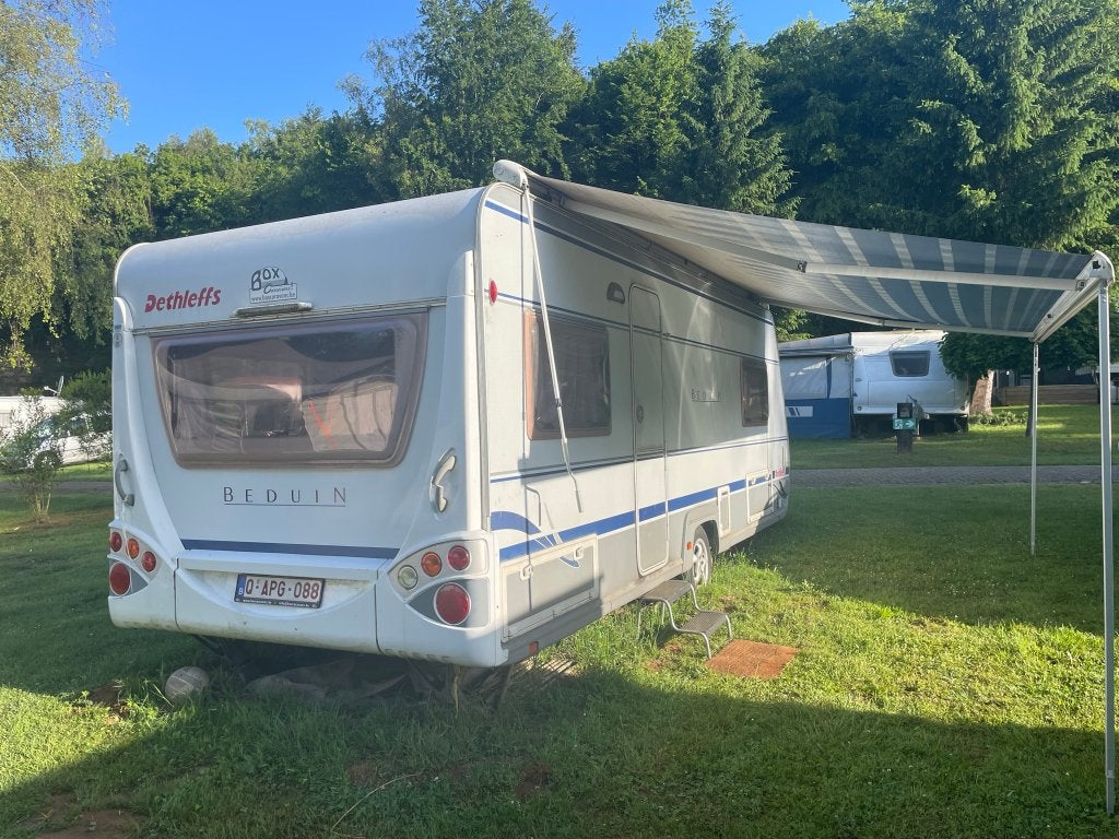 Caravan Dethleffs Beduin, Caravanes & Camping, Caravanes, Coin salon convertible, Particulier, Dethleffs, Réfrigérateur
