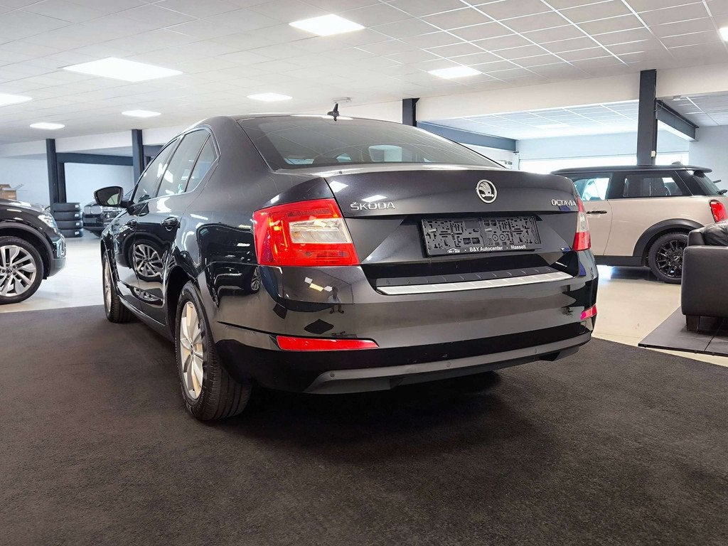 Skoda Octavia Octavia 1.2 TSI Style / Navi / Smart Link, Auto's, Voorwielaandrijving, 1780 kg, Stof, Gebruikt