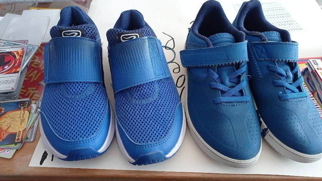 Chaussures sport/foot enfant Decathlon 33, Garçon ou Fille, Decathlon, Comme neuf, Enlèvement