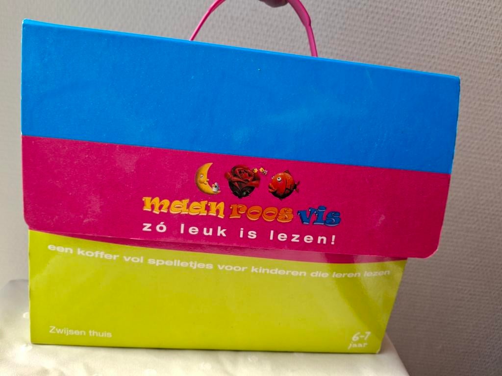 Maan Roos Vis koffer met leesspelletjes, Ophalen of Verzenden, Zo goed als nieuw, Taal en Lezen
