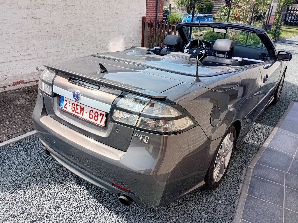Aero Turbo bicolore 180 ch d., Autos, Saab, Cuir, Argent ou Gris, Achat, Cabriolet