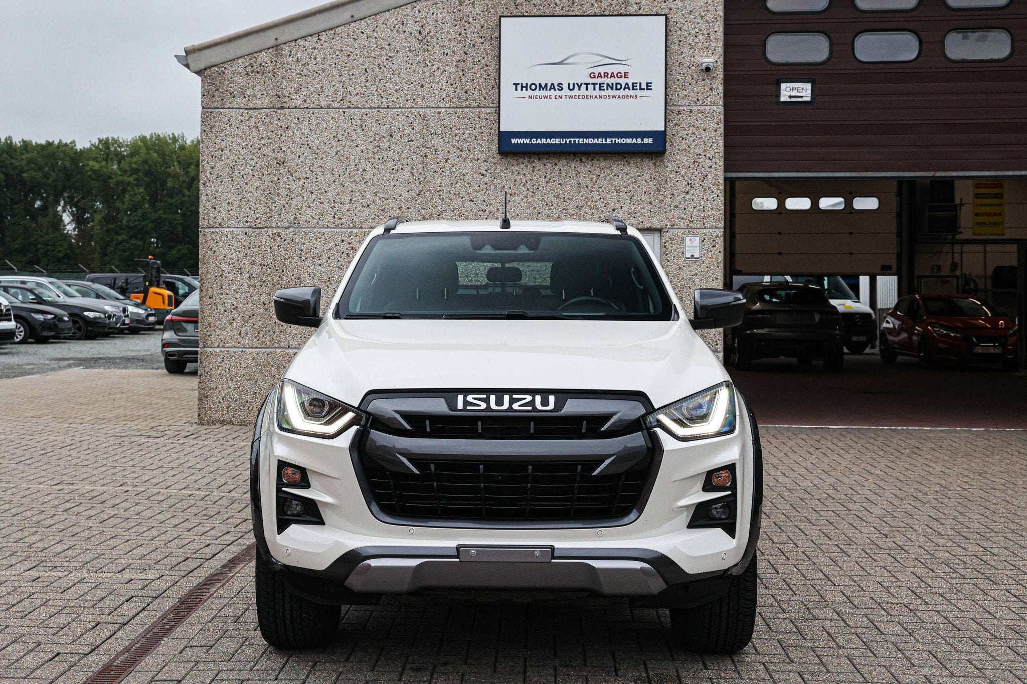Isuzu D-max V-CROSS-UITVOERING*AUTOMAAT*BTW-WAGEN*TREKHAAK-3, Autos, Isuzu, Cuir, 241 g/km, Achat, Entreprise