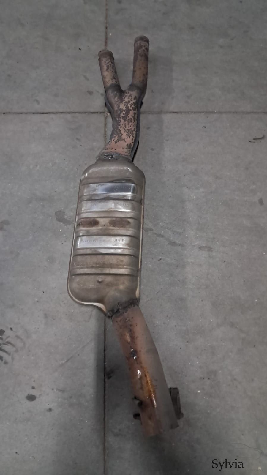 Uitlaat midden demper N53 BMW 5 serie E61 7568621 7 18307560, -, Utilisé, -, Enlèvement ou Envoi
