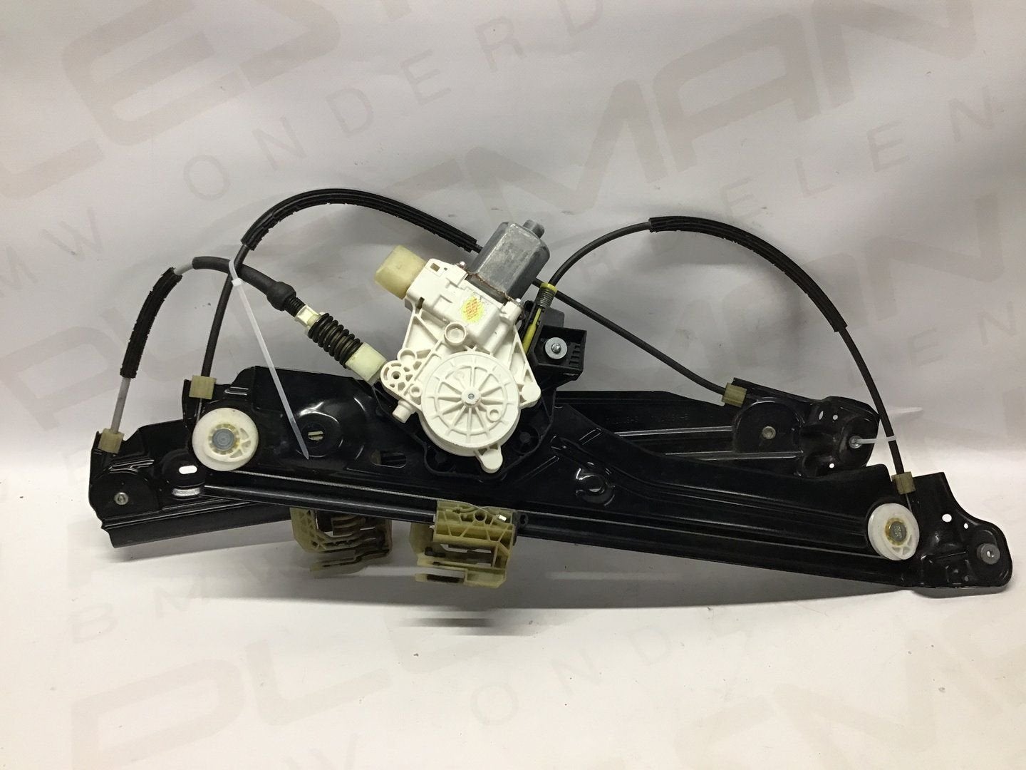 Raammechanisme linksvoor BMW 7 serie F01/F02 7182085, -, Utilisé, -, Enlèvement ou Envoi