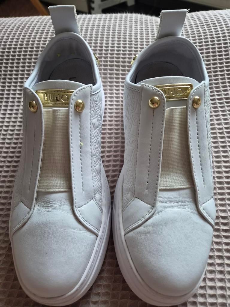 Sneakers van Liu Jo, Kleding | Dames, Schoenen, Liu Jo, Wit, Ophalen of Verzenden, Zo goed als nieuw