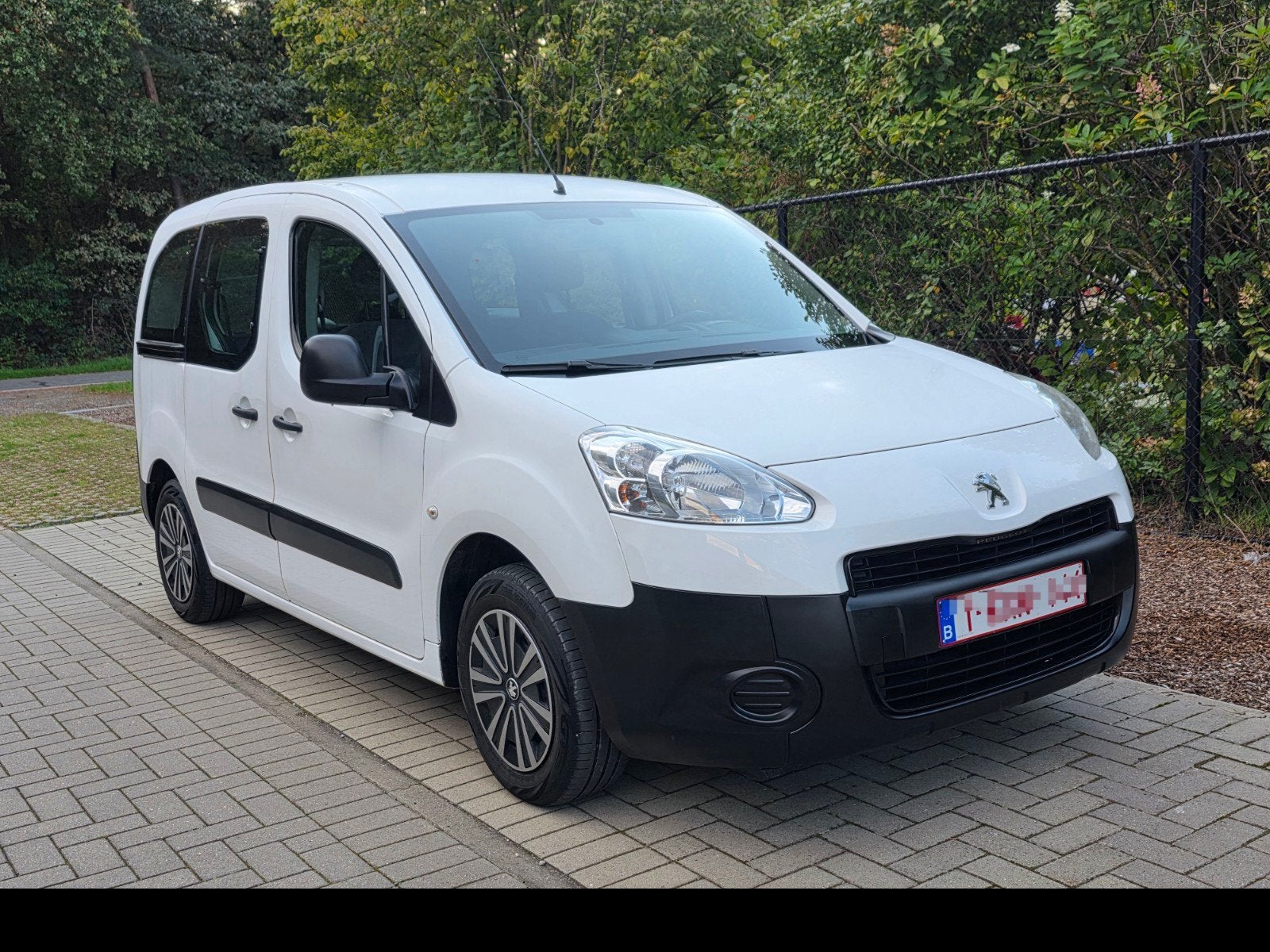 peugeot partner met 5 zitplaatsen, Autos, Euro 5, Achat, Boîte manuelle, 5 portes