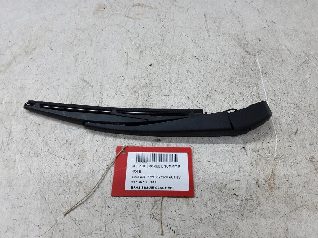 RUITENWISSERARM ACHTER Jeep Grand Cherokee L (WL), Jeep, Gebruikt, Mevr. I. Hauben, Rue de l'Espoir 34 34
4030  GRIVEGNÉE, BE