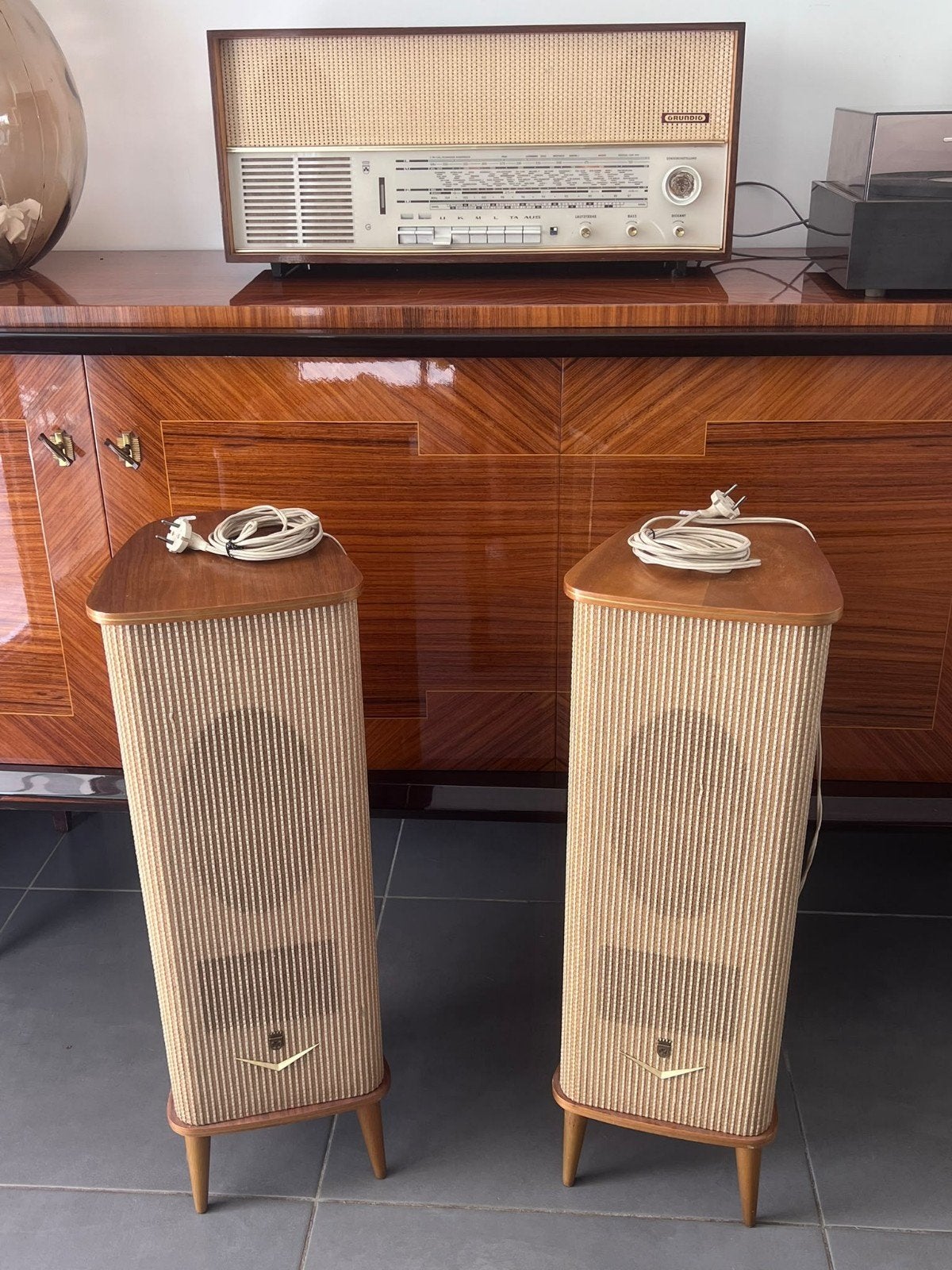 Grundig Stereo-Verstärker-Box IV, Ophalen