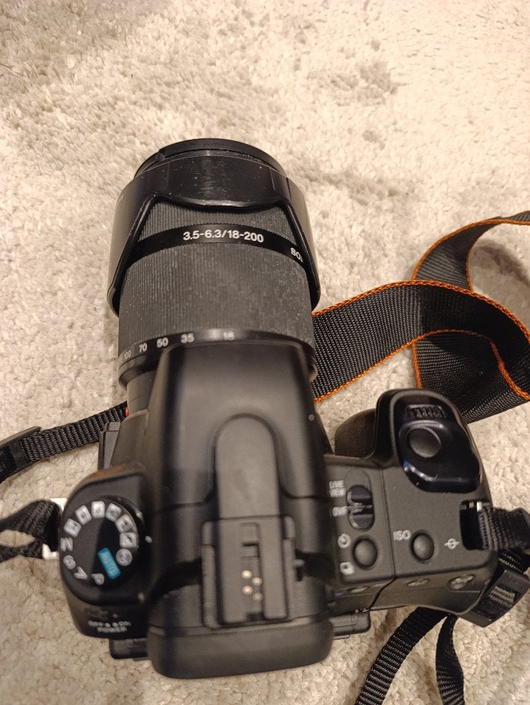 Spiegelreflexcamera, Ophalen of Verzenden, Gebruikt, Oplader, Sony