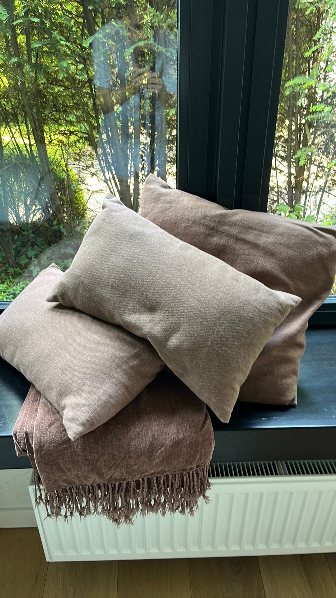 Ensemble de coussins et plaid, Enlèvement, Comme neuf, Brun