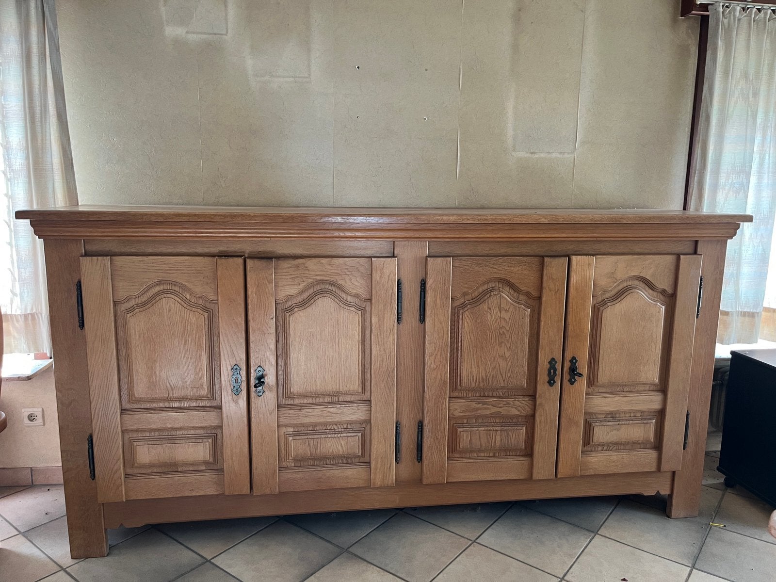 Armoire en bois sur pieds, Enlèvement, Utilisé, 200 cm ou plus