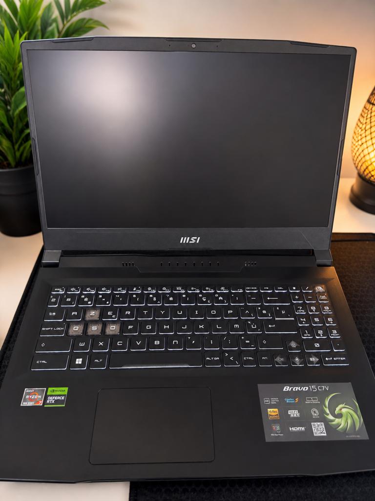 MSI Bravo 15 C7V — Ryzen 7 + RTX 4060, Computers en Software, Ophalen, Met videokaart, 15 inch, Zo goed als nieuw