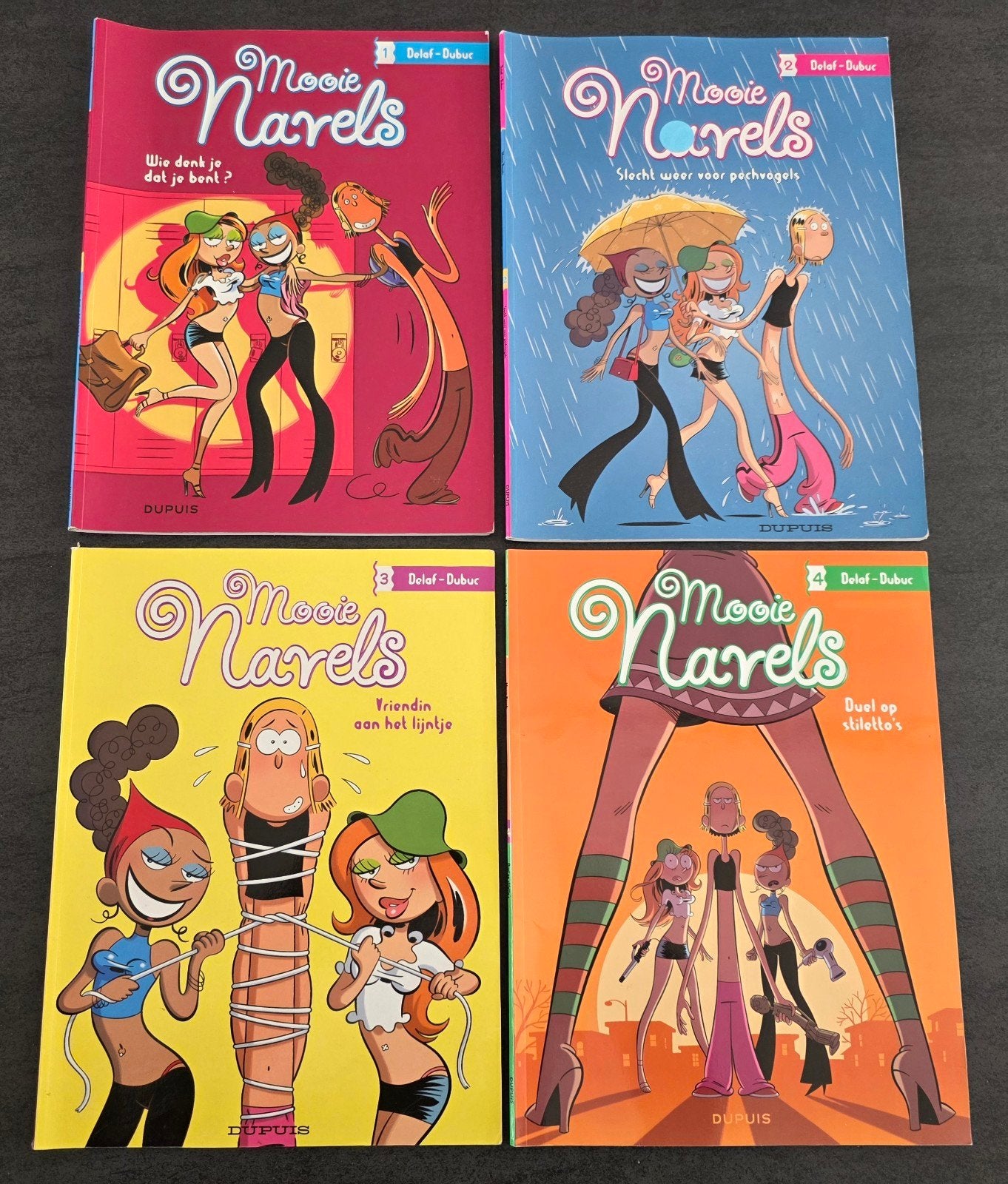 Strips: Mooie Navels.      Dupuis, Ophalen of Verzenden, Zo goed als nieuw