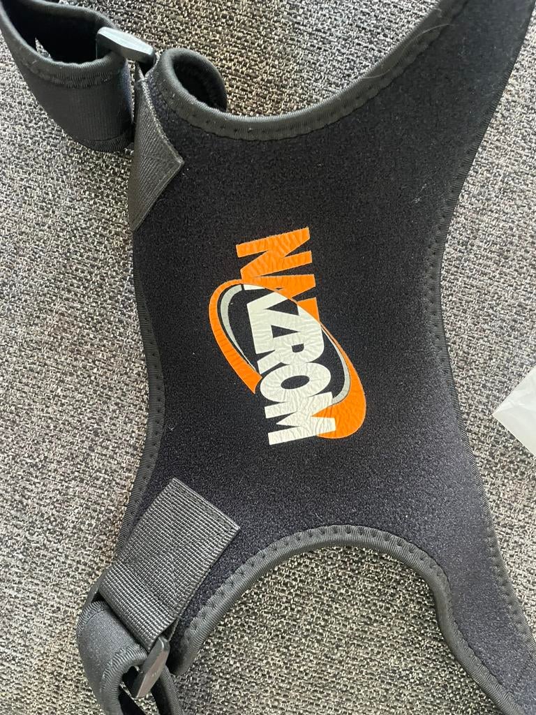 Houding corrector rechte rug Nazrom, Ophalen, Nieuw, Rug
