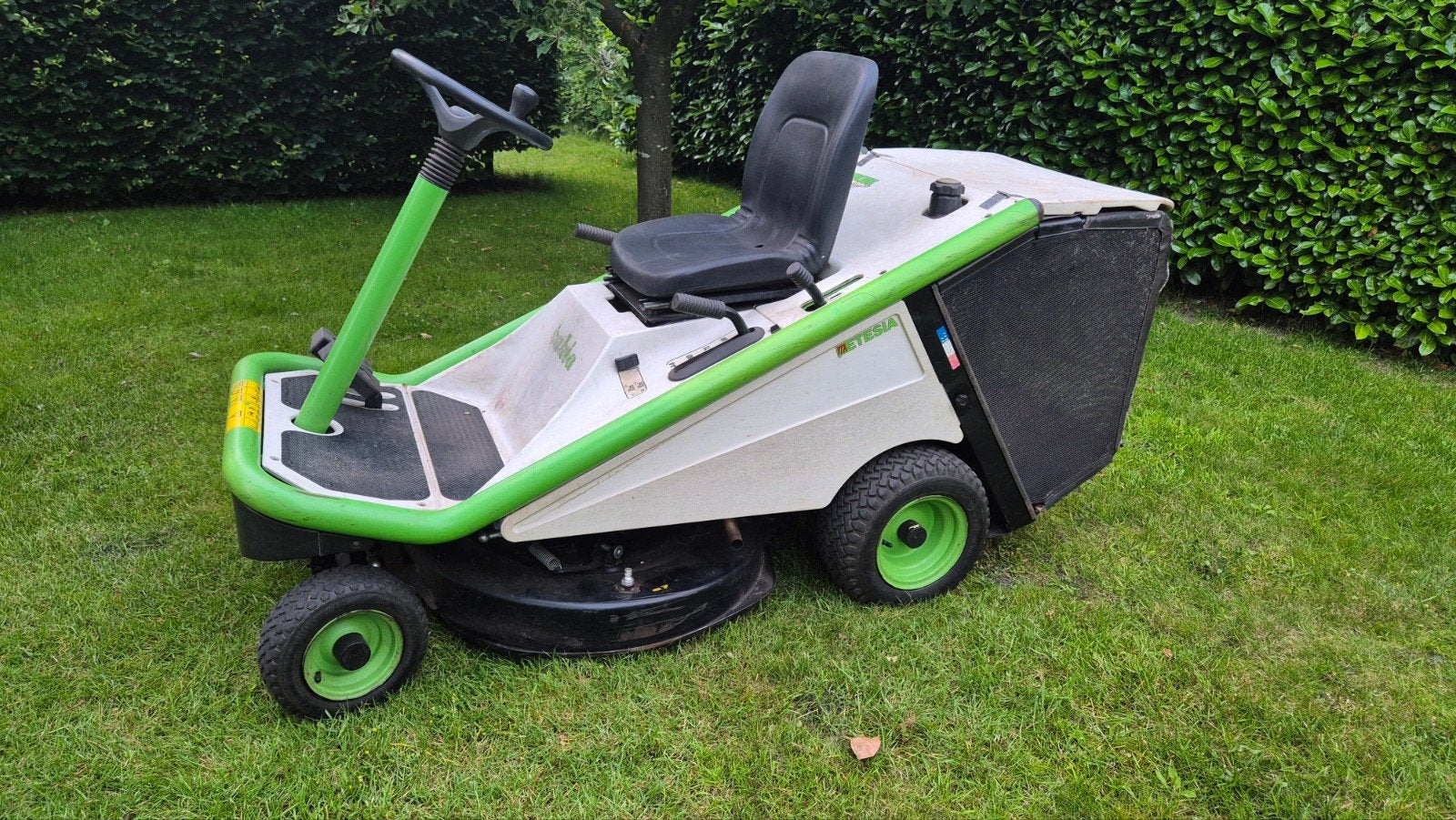 Etesia bahia met Kawasaki motor, Tuin en Terras, Zitmaaiers, Gebruikt, Opvangbak, Minder dan 90 cm, Ophalen