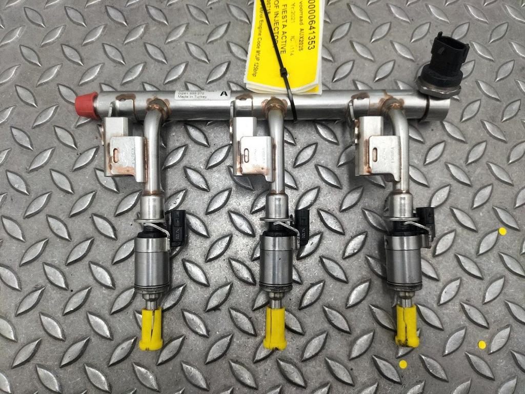 FORD FIESTA ACTIVE BRANDSTOF INJECTOR / VERSTUIVER 2021, Ophalen of Verzenden, Gebruikt, Stiba lid