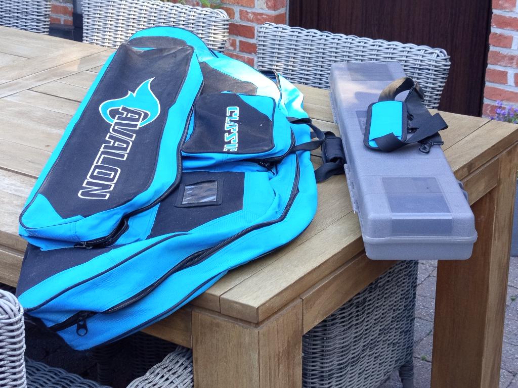 opbergtas avalon classix blauw met pijlenbox, Sport en Fitness, Handboogschieten, Ophalen, Zo goed als nieuw, Compoundboog