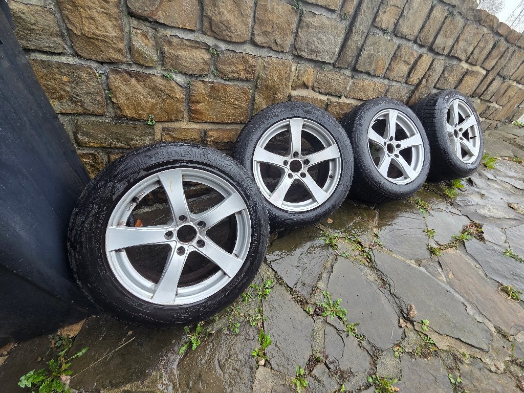 Pneus bmw, Banden en Velgen, Nieuw, 17 inch, Winterbanden