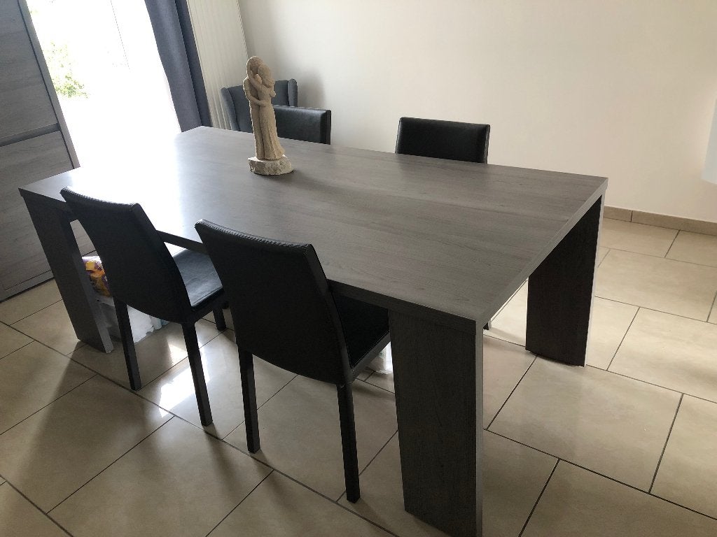 Table salle à manger Vastiau Godeau, Maison & Meubles, 150 à 200 cm, Cinq personnes ou plus, Comme neuf, Enlèvement